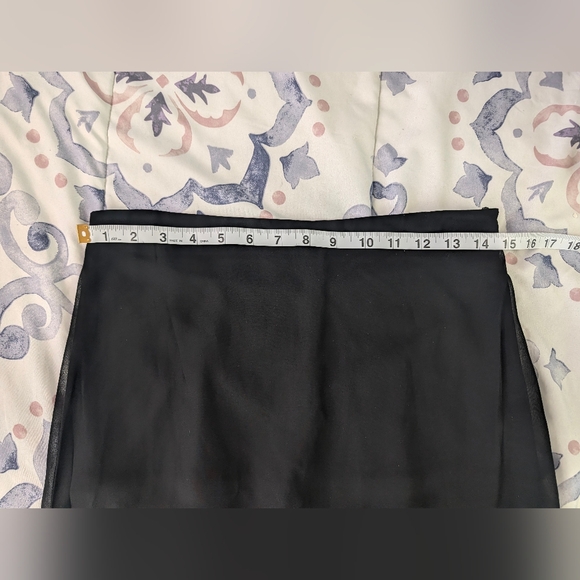Forever 21 Black Sheer Maxi Skirt with Lined Slip - Picture 6 of 6